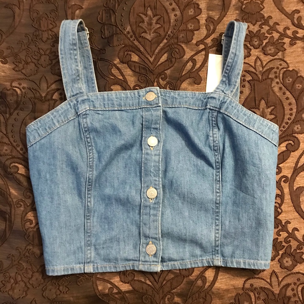 Levis top